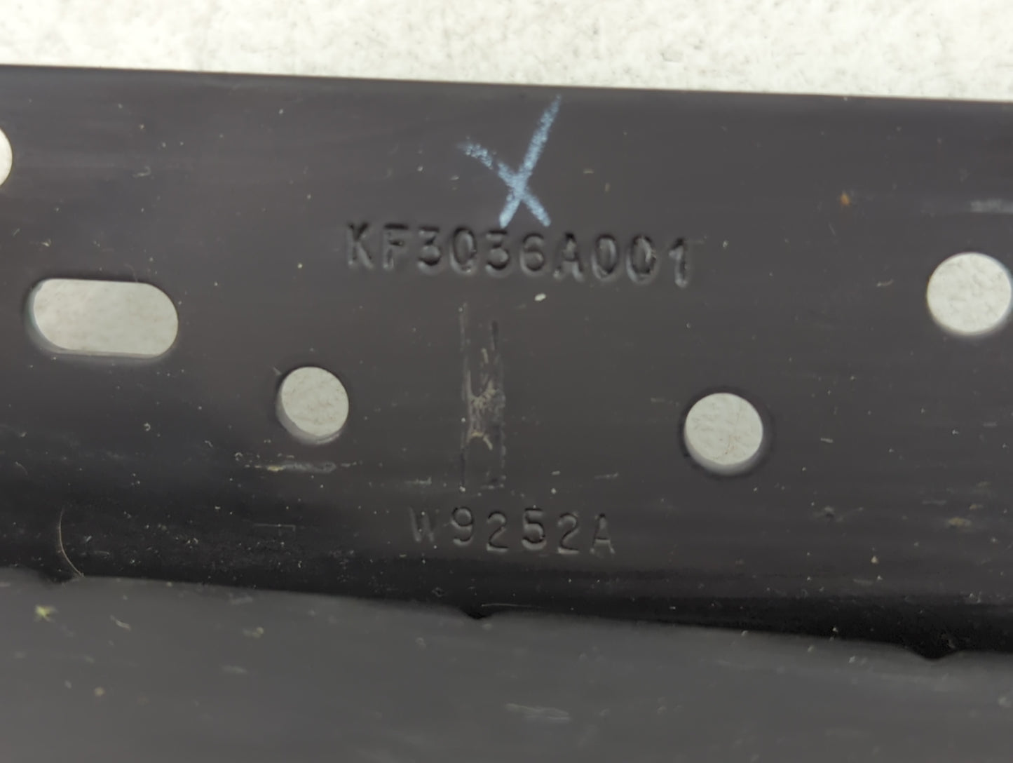 2008-2012 Ford Escape Center Console Armrest Cover Lid P/N:KF3036A001 Fits Fits 2008 2009 2010 2011 2012 OEM Used Auto Parts - Oemusedautoparts1.com