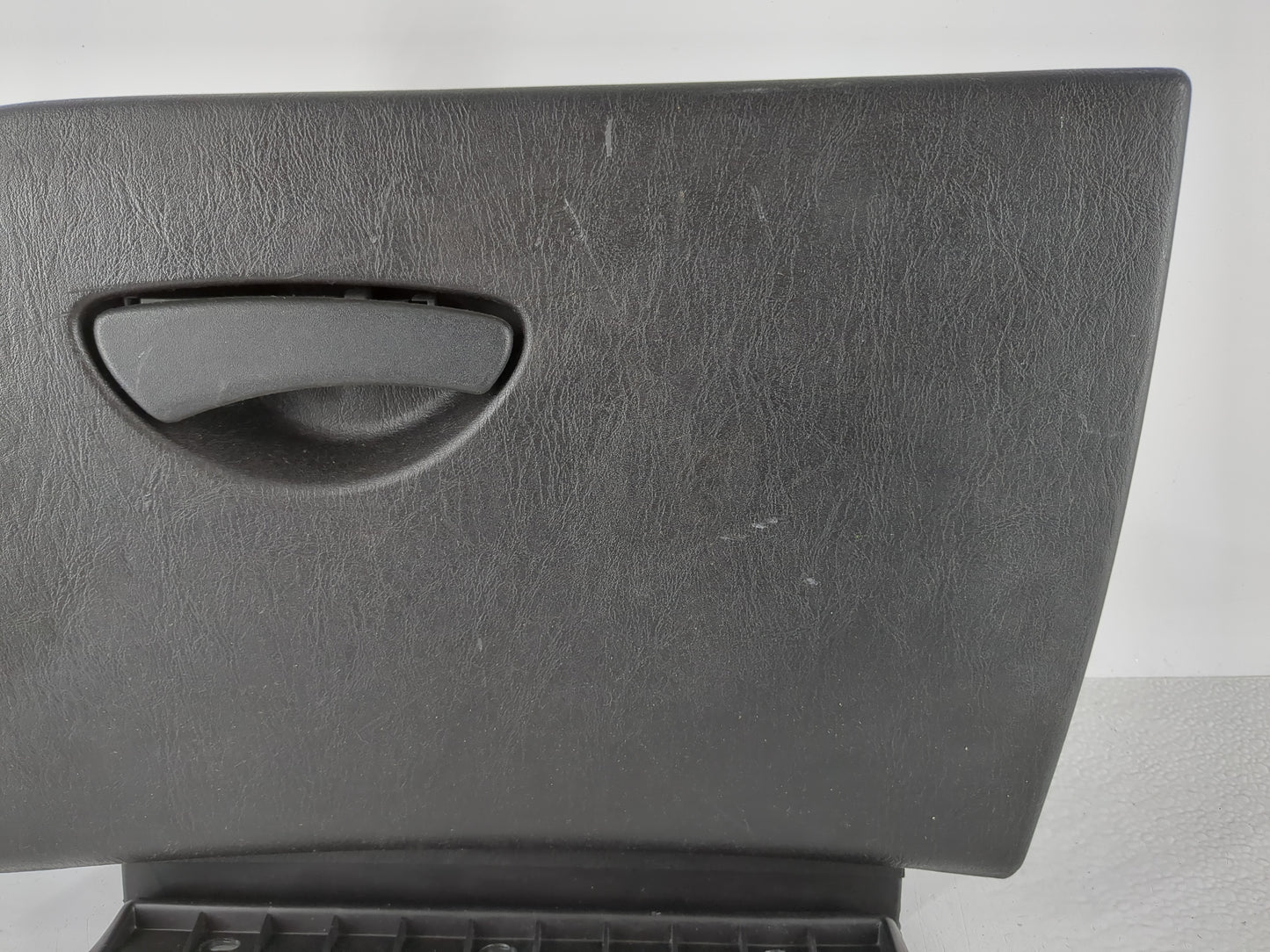 2007 Ford Focus Passenger Glove Box Door Storage Compartment