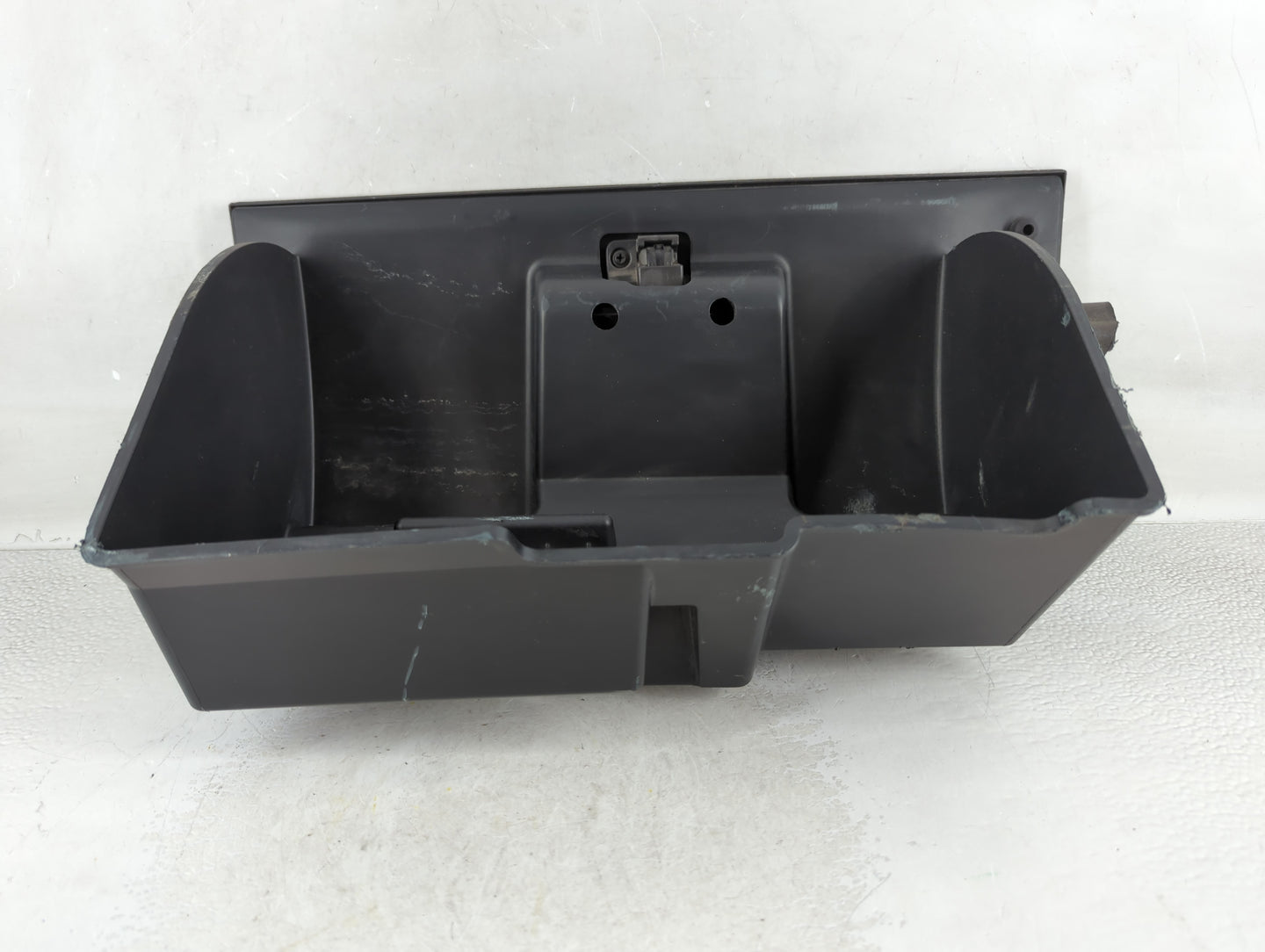 2011 Ford Mustang Passenger Glove Box Door Storage Compartment - Oemusedautoparts1.com