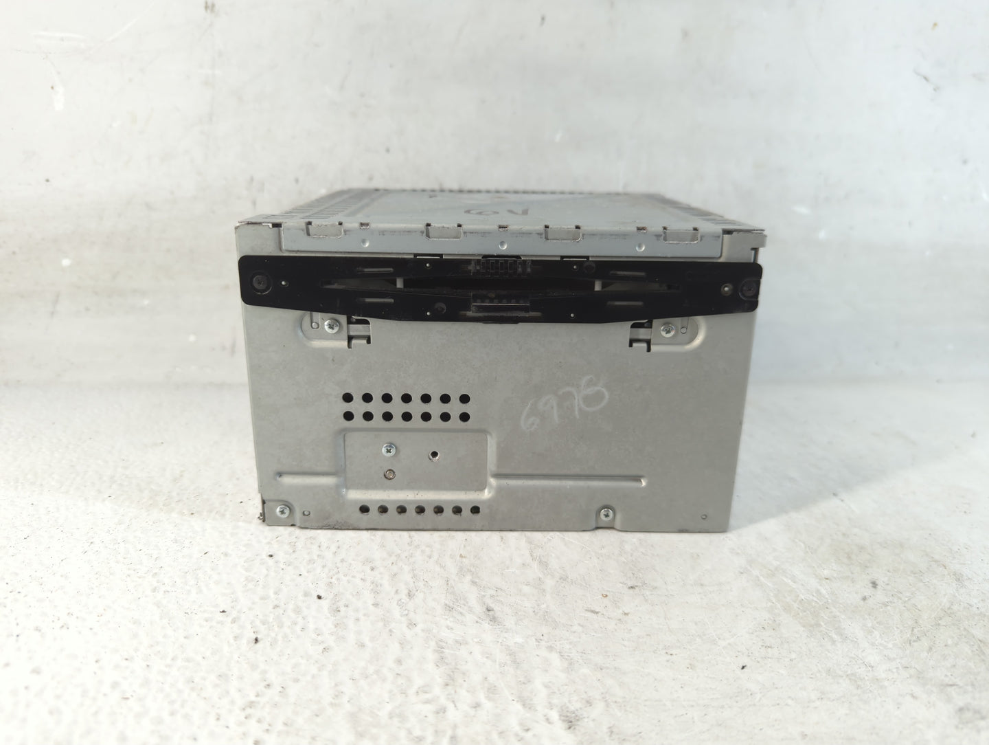 2012 Ford Fusion Radio AM FM Cd Player Receiver Replacement P/N:BE5T-19C157-AB Fits OEM Used Auto Parts - Oemusedautoparts1.com