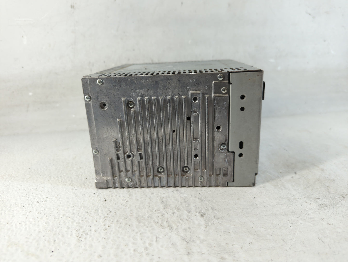 2012 Ford Fusion Radio AM FM Cd Player Receiver Replacement P/N:BE5T-19C157-AB Fits OEM Used Auto Parts - Oemusedautoparts1.com