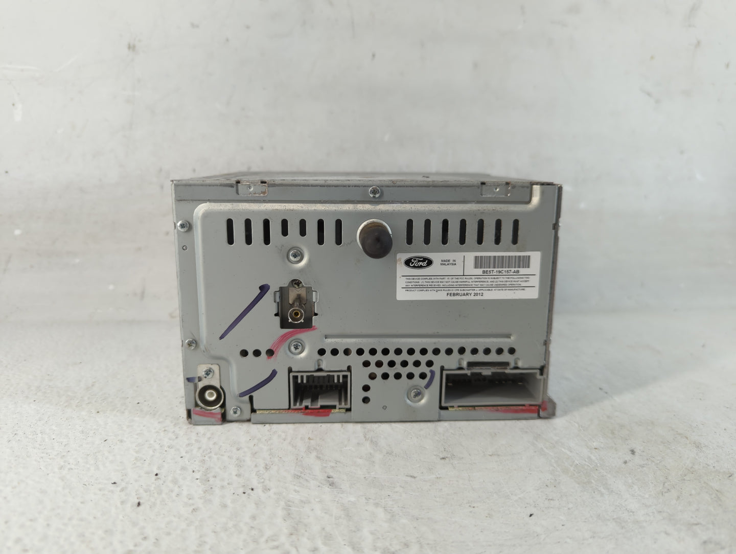 2012 Ford Fusion Radio AM FM Cd Player Receiver Replacement P/N:BE5T-19C157-AB Fits OEM Used Auto Parts - Oemusedautoparts1.com