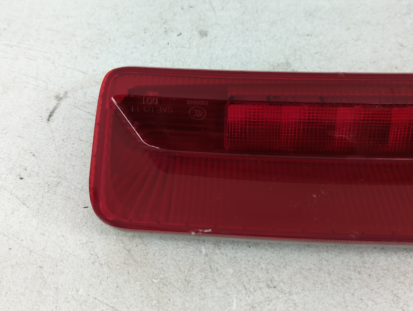 2013 Ford Edge Third Brake Light Tail Light Fits OEM Used Auto Parts - Oemusedautoparts1.com