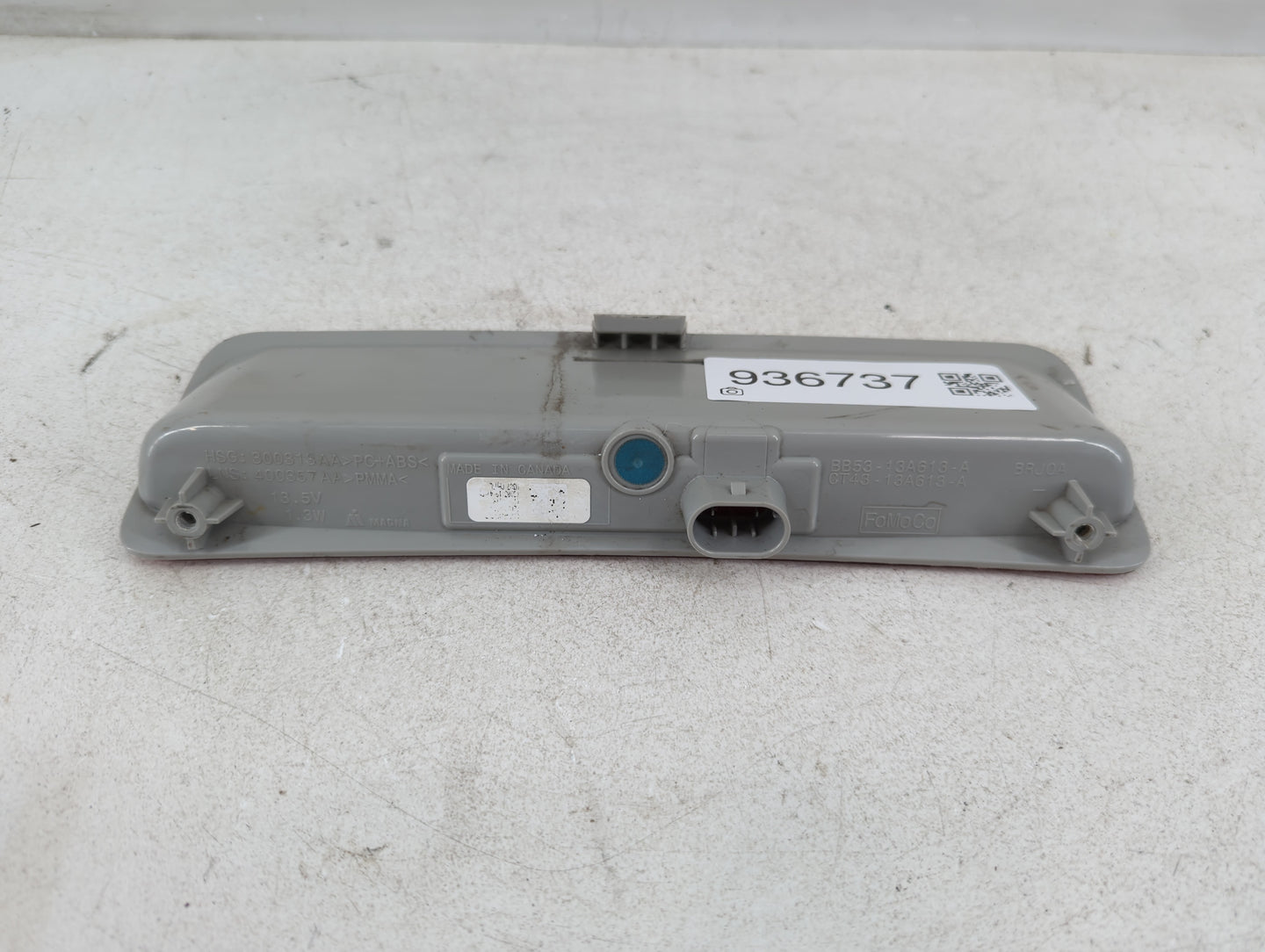 2013 Ford Edge Third Brake Light Tail Light Fits OEM Used Auto Parts - Oemusedautoparts1.com