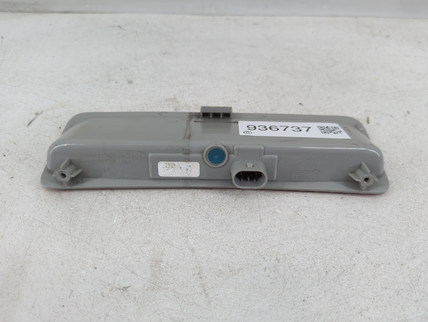 2013 Ford Edge Third Brake Light Tail Light Fits OEM Used Auto Parts - Oemusedautoparts1.com