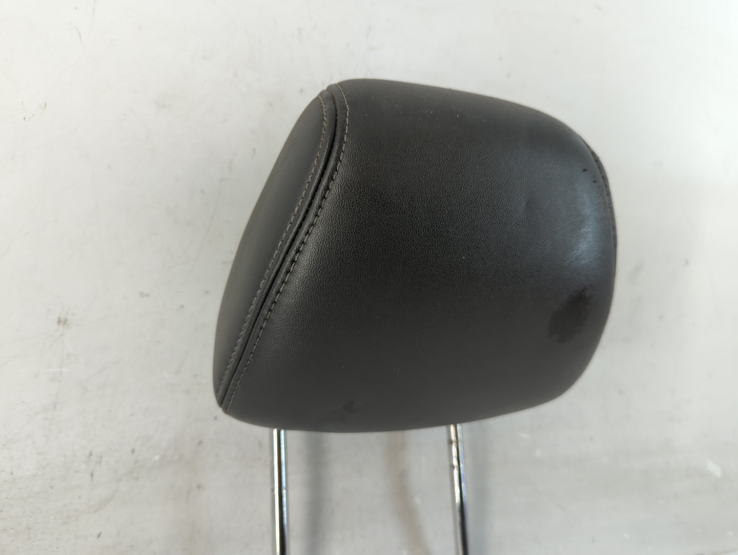 2013 Ford Taurus Headrest Head Rest Front Driver Passenger Seat Fits OEM Used Auto Parts - Oemusedautoparts1.com