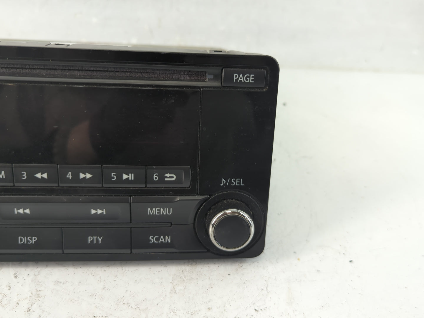 2015 Mitsubishi Outlander Radio AM FM Cd Player Receiver Replacement P/N:8701A405 Fits OEM Used Auto Parts - Oemusedautoparts1.com