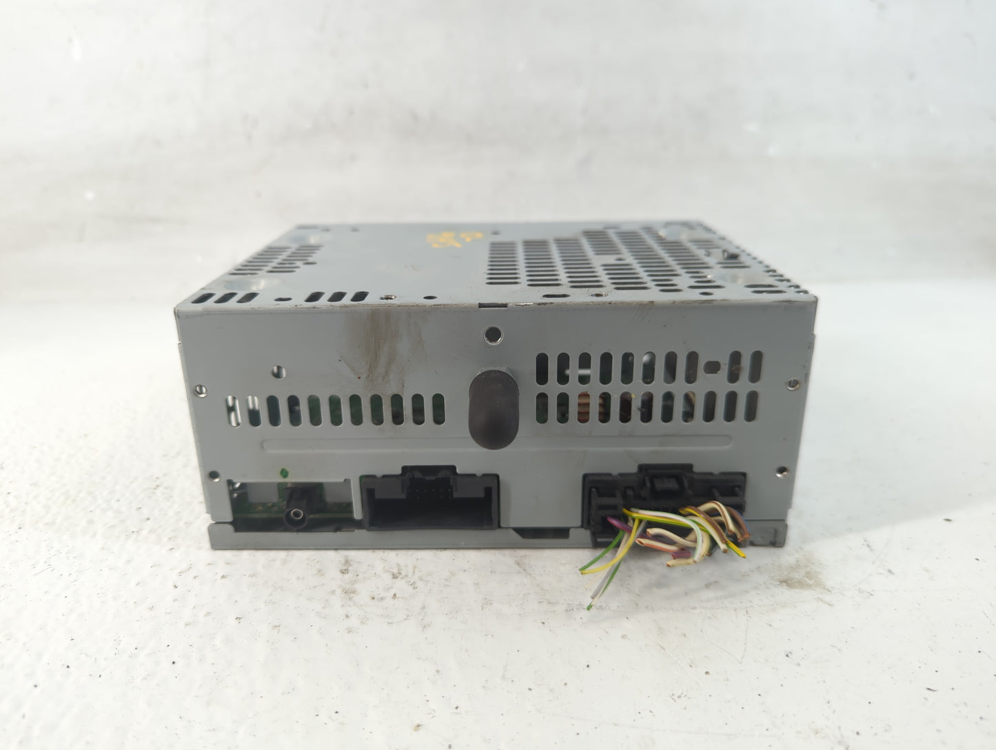 2023 Ford Mustang Radio AM FM Cd Player Receiver Replacement P/N:LR3T-18D832-DG Fits OEM Used Auto Parts - Oemusedautoparts1.com