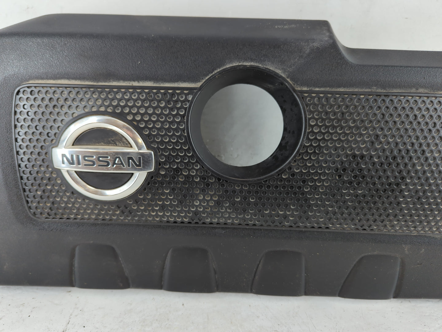 2013 Nissan Sentra Engine Cover Black - Oemusedautoparts1.com