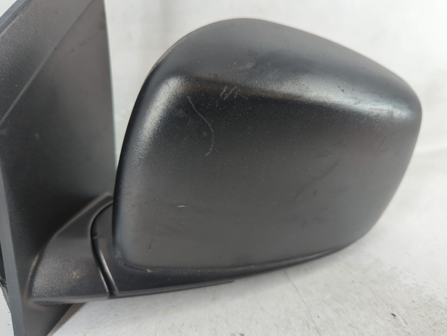 2008-2010 Dodge Grand Caravan Driver Left Side View Manual Door Mirror - Oemusedautoparts1.com