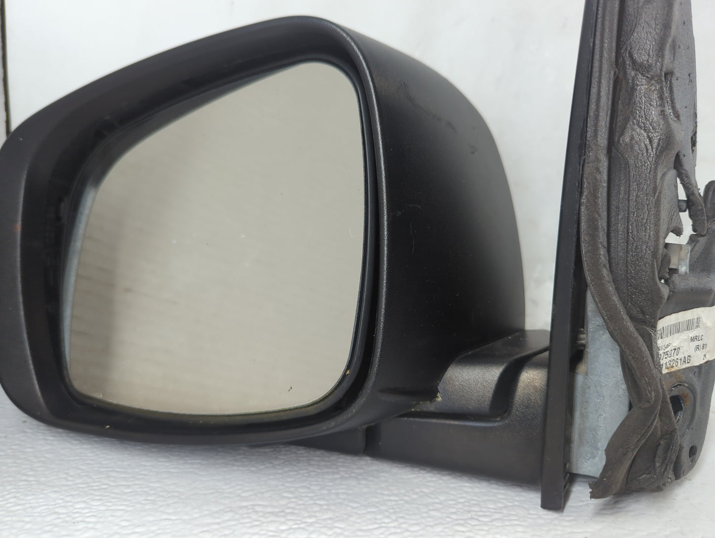 2008-2010 Dodge Grand Caravan Driver Left Side View Manual Door Mirror - Oemusedautoparts1.com