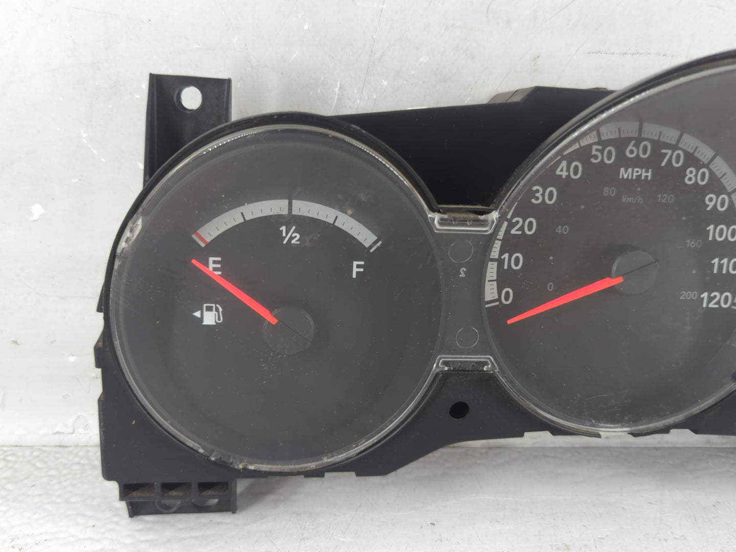2011 Dodge Grand Caravan Instrument Cluster Speedometer Gauges P/N:P05172798AG Fits OEM Used Auto Parts - Oemusedautoparts1.com