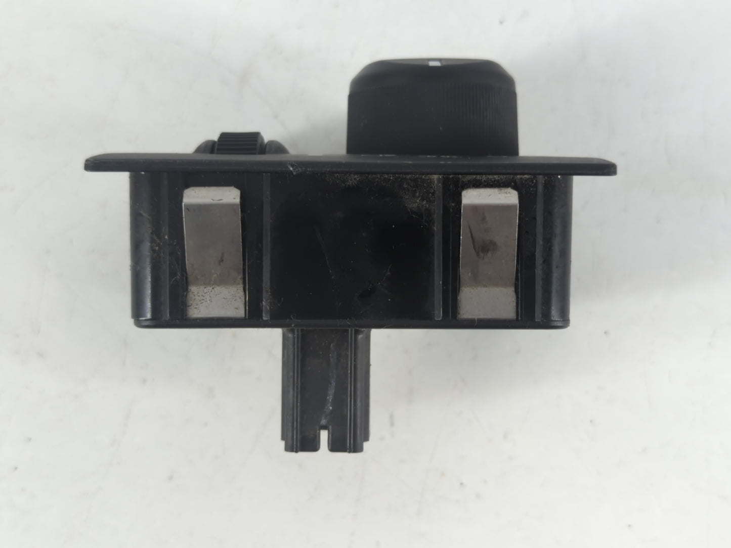 2008 Chrysler Town & Country Headlight Head Light Switch Lamp Control - Oemusedautoparts1.com
