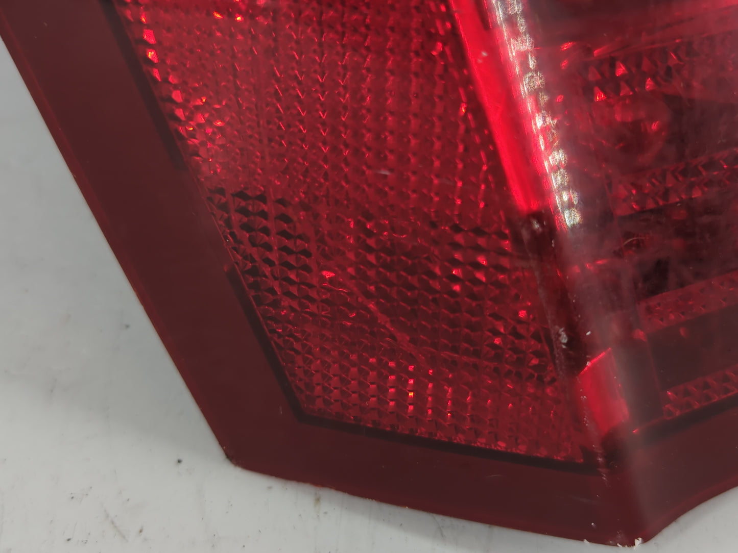 2005-2007 Chrysler 300 Tail Light Assembly Driver Left OEM P/N:04805853AC Fits Fits 2005 2006 2007 OEM Used Auto Parts