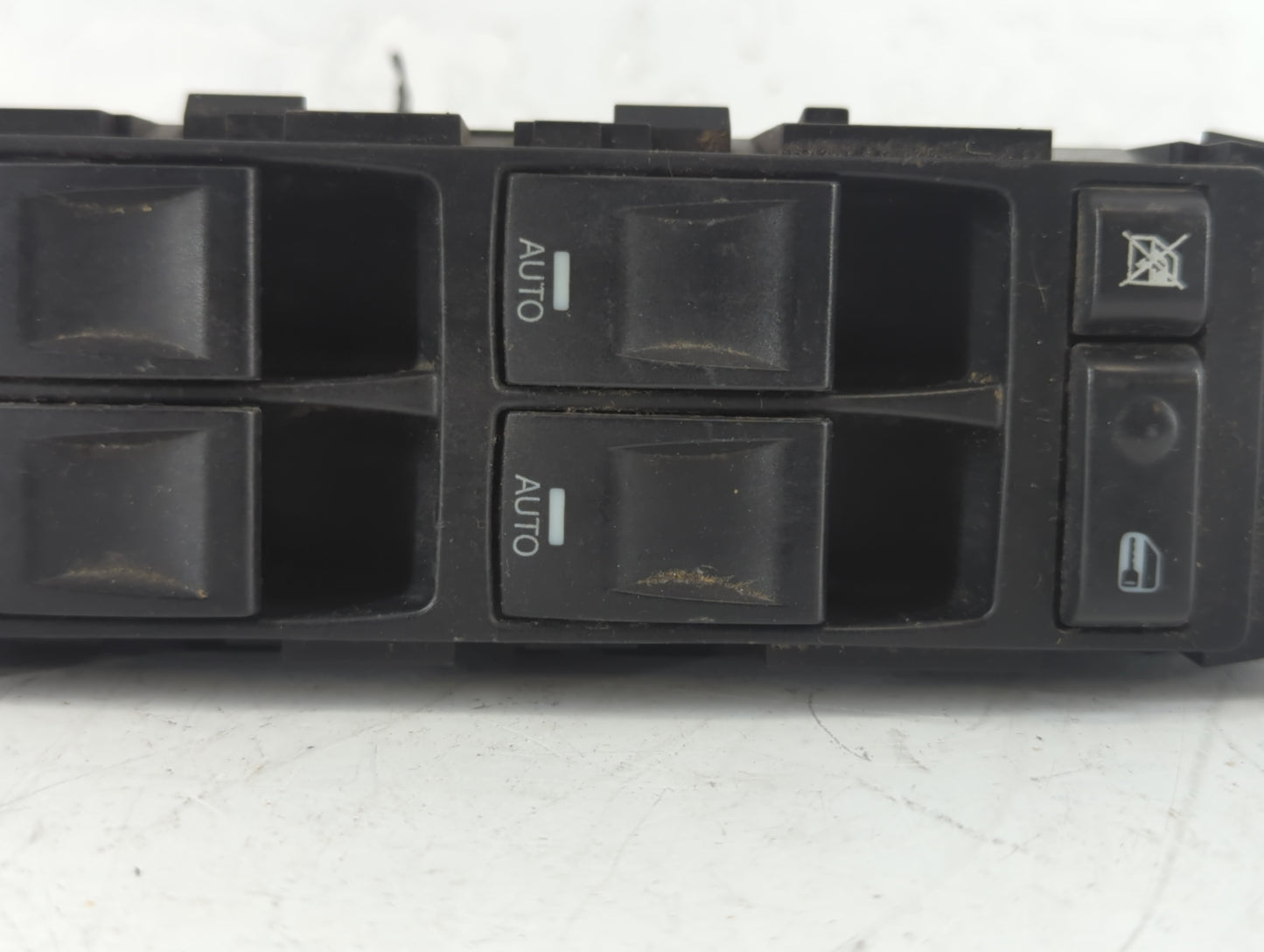 2005-2010 Chrysler 300 Master Power Window Switch Replacement Driver Side Left Fits Fits 2005 2006 2007 2008 2009 2010 OEM Used Auto Parts