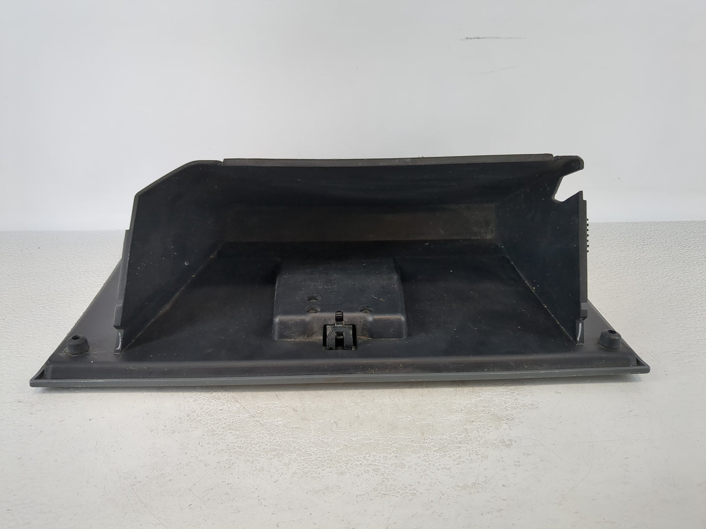 2012 Ford F-350 Super Duty Passenger Glove Box Door Storage Compartment - Oemusedautoparts1.com