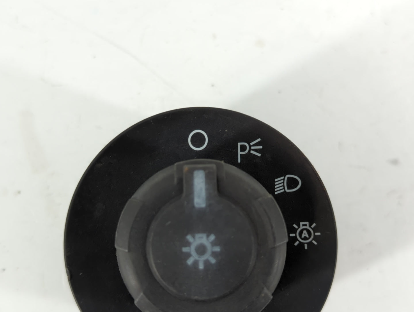 2012 Ford F-350 Super Duty Headlight Lamp Control Switch - Oemusedautoparts1.com