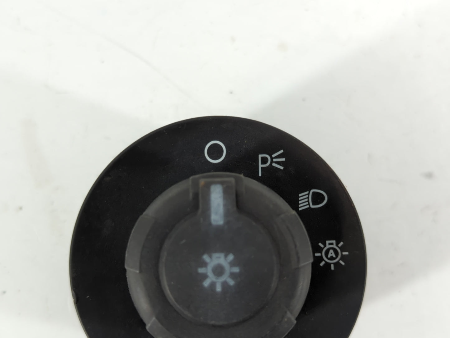 2012 Ford F-350 Super Duty Headlight Lamp Control Switch - Oemusedautoparts1.com