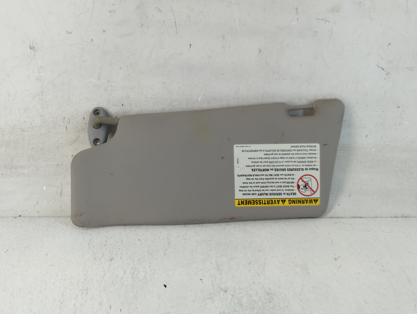 2000-2004 Ford Focus Sun Visor Shade Replacement Passenger Right Mirror Fits Fits 2000 2001 2002 2003 2004 OEM Used Auto Parts