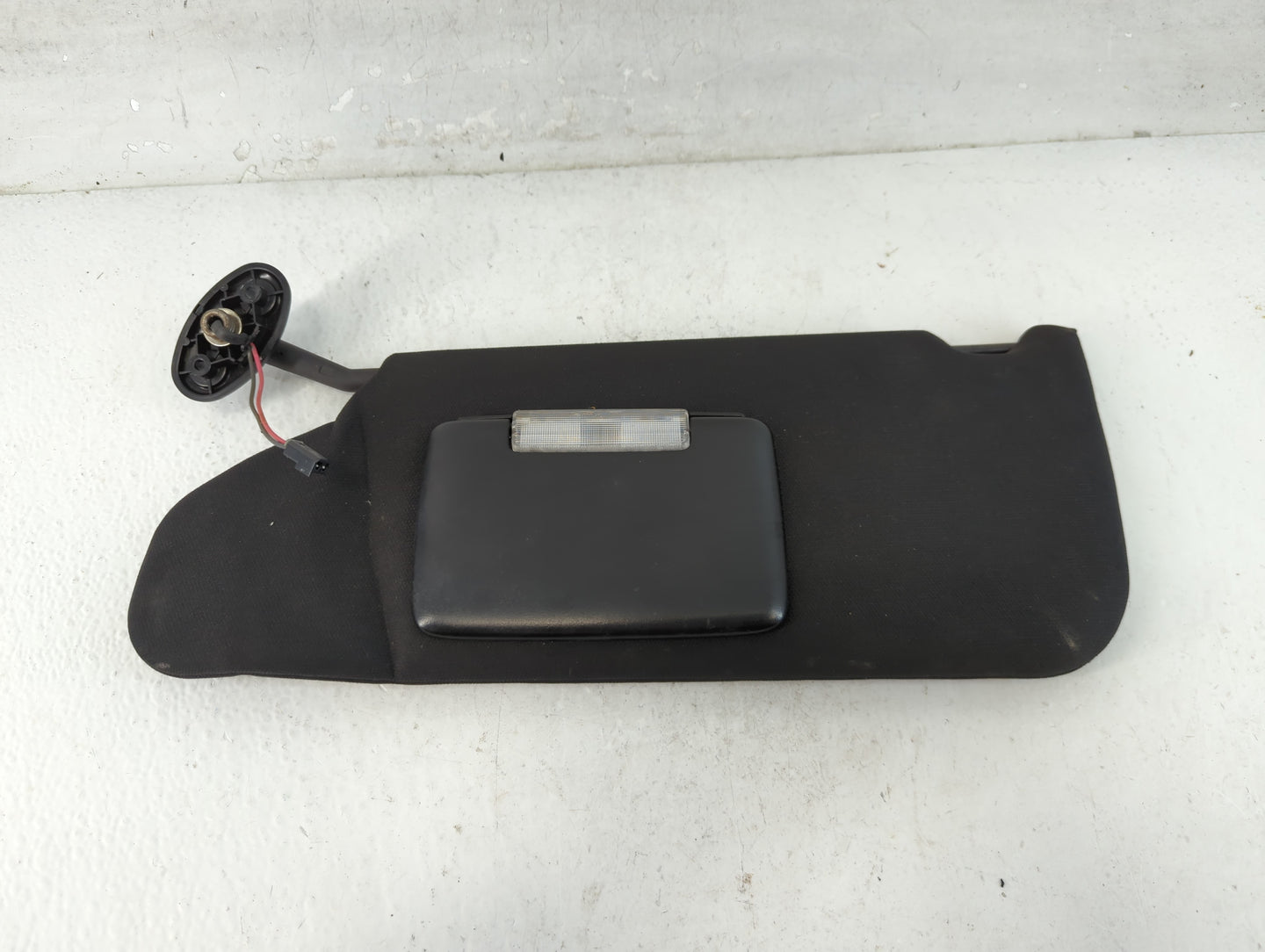 2011-2014 Chrysler 200 Sun Visor Shade Replacement Driver Left Mirror Fits Fits 2011 2012 2013 2014 OEM Used Auto Parts - Oemusedautoparts1.com