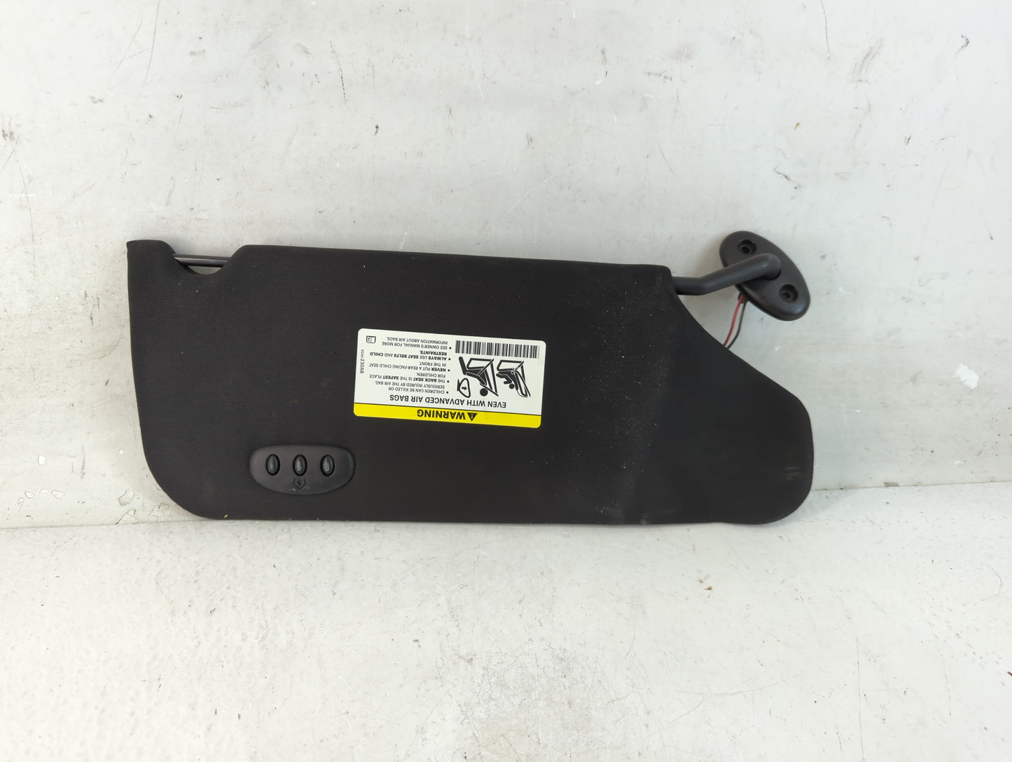 2011-2014 Chrysler 200 Sun Visor Shade Replacement Driver Left Mirror Fits Fits 2011 2012 2013 2014 OEM Used Auto Parts - Oemusedautoparts1.com