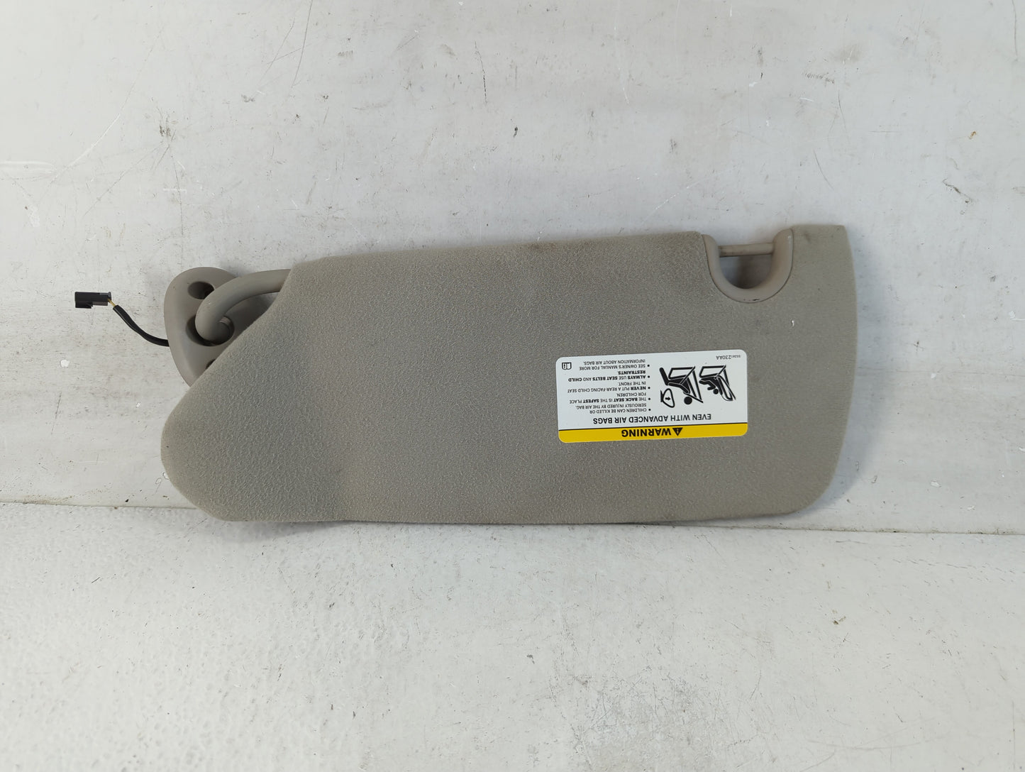 2006-2009 Dodge Durango Sun Visor Shade Replacement Driver Left Mirror Fits Fits 2006 2007 2008 2009 OEM Used Auto Parts