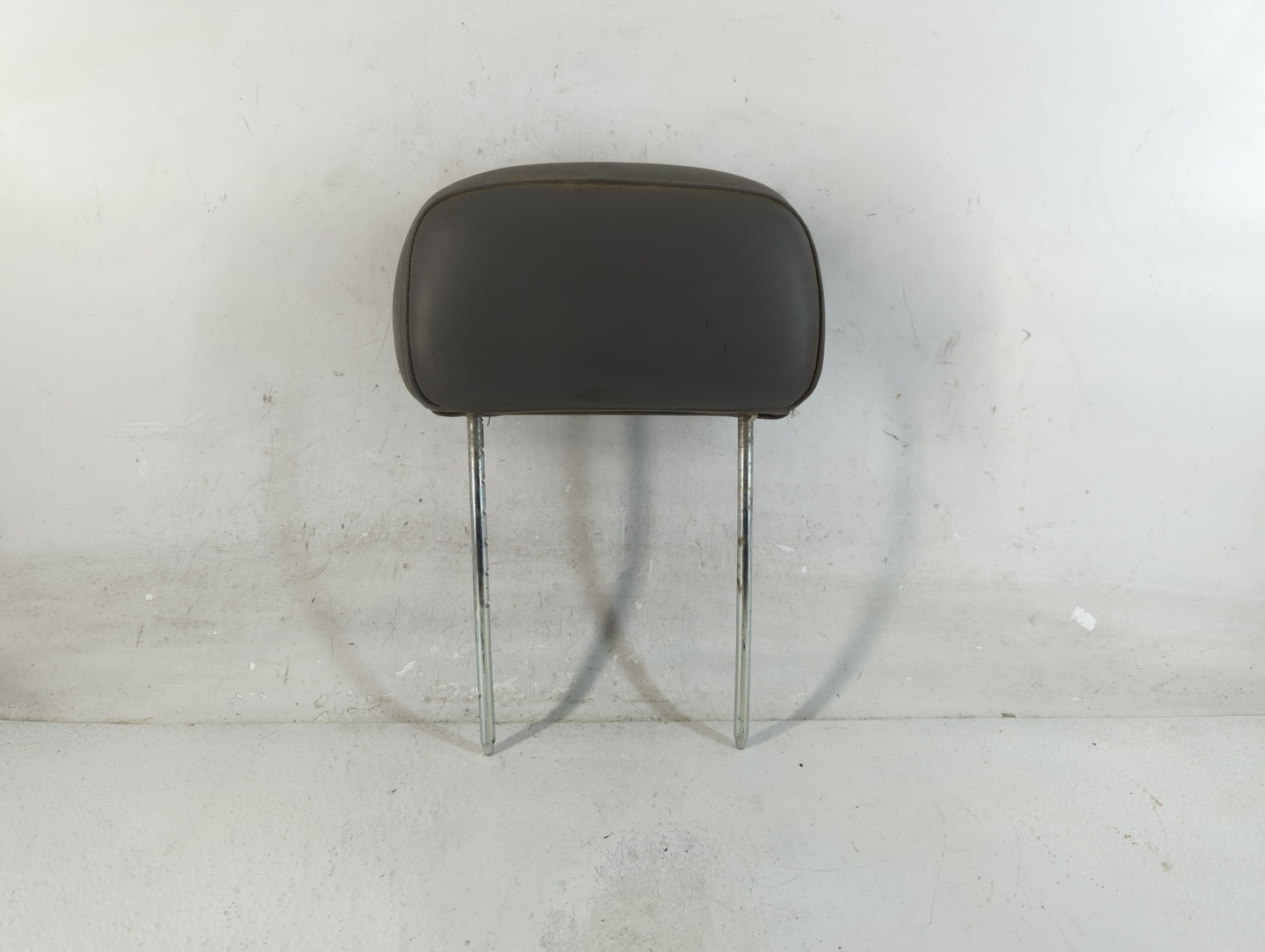 2006 Dodge Durango Headrest Head Rest Rear Seat Fits OEM Used Auto Parts - Oemusedautoparts1.com