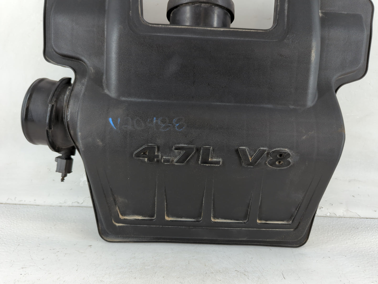 2012 Dodge Ram 1500 Engine Cover - Oemusedautoparts1.com