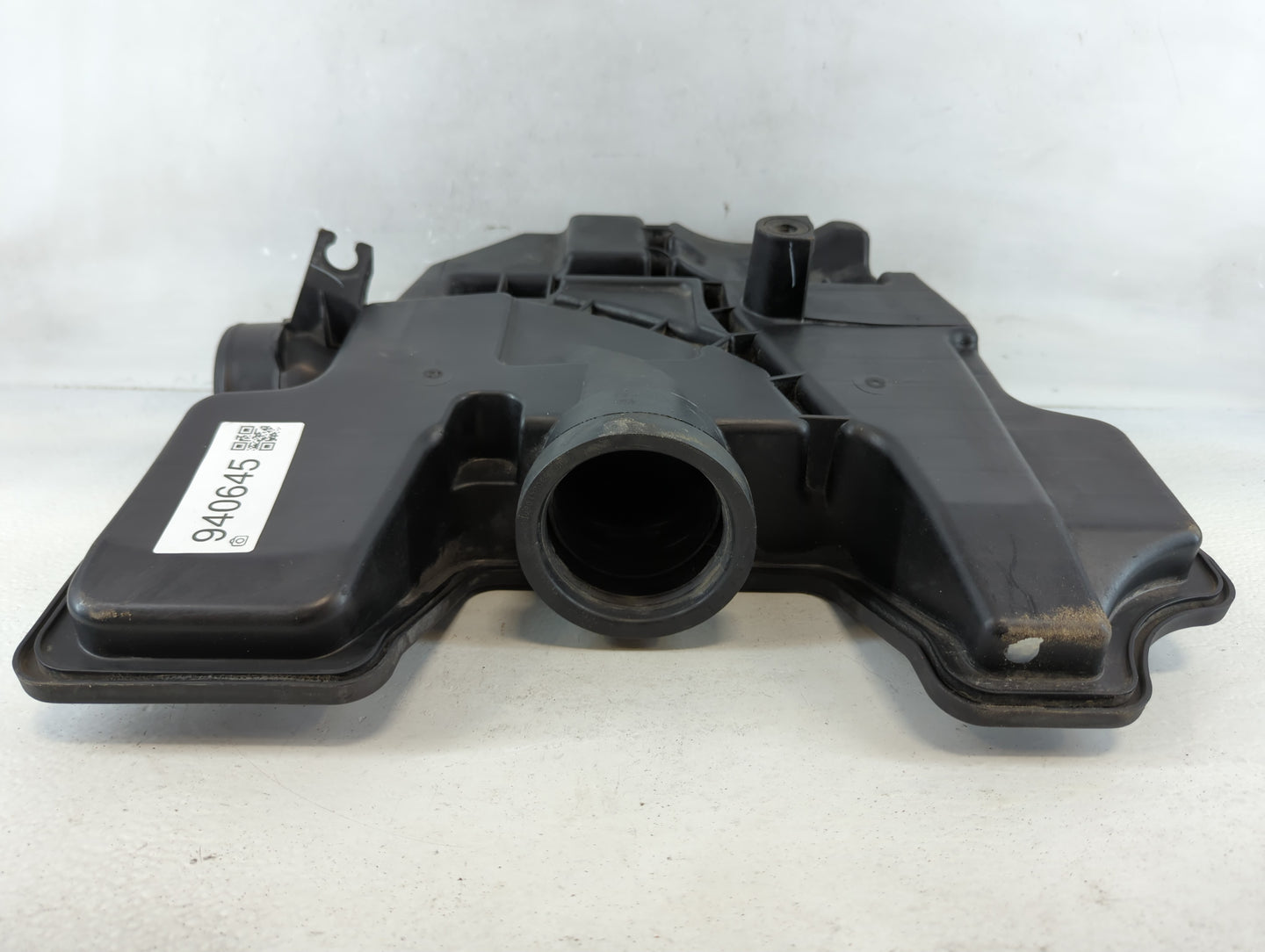 2012 Dodge Ram 1500 Engine Cover - Oemusedautoparts1.com