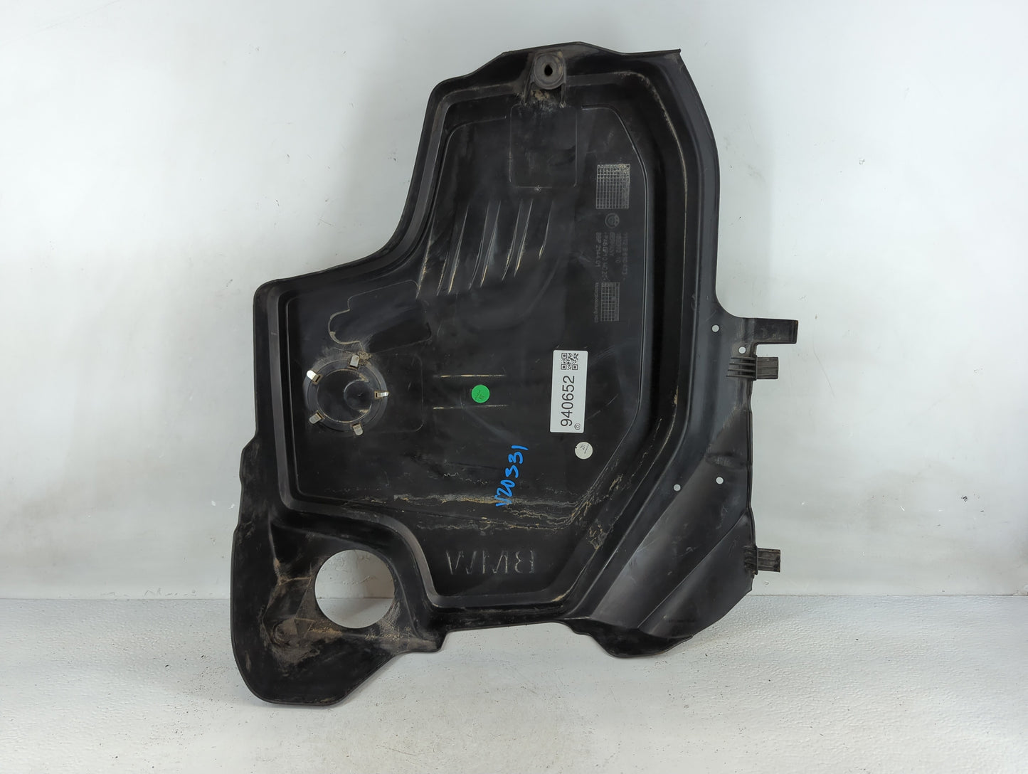 2014 Bmw 320i Engine Cover - Oemusedautoparts1.com