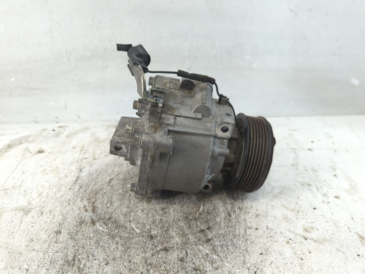 2022 Mitsubishi Outlander Sport Air Conditioning A/c Ac Compressor Oem - Oemusedautoparts1.com