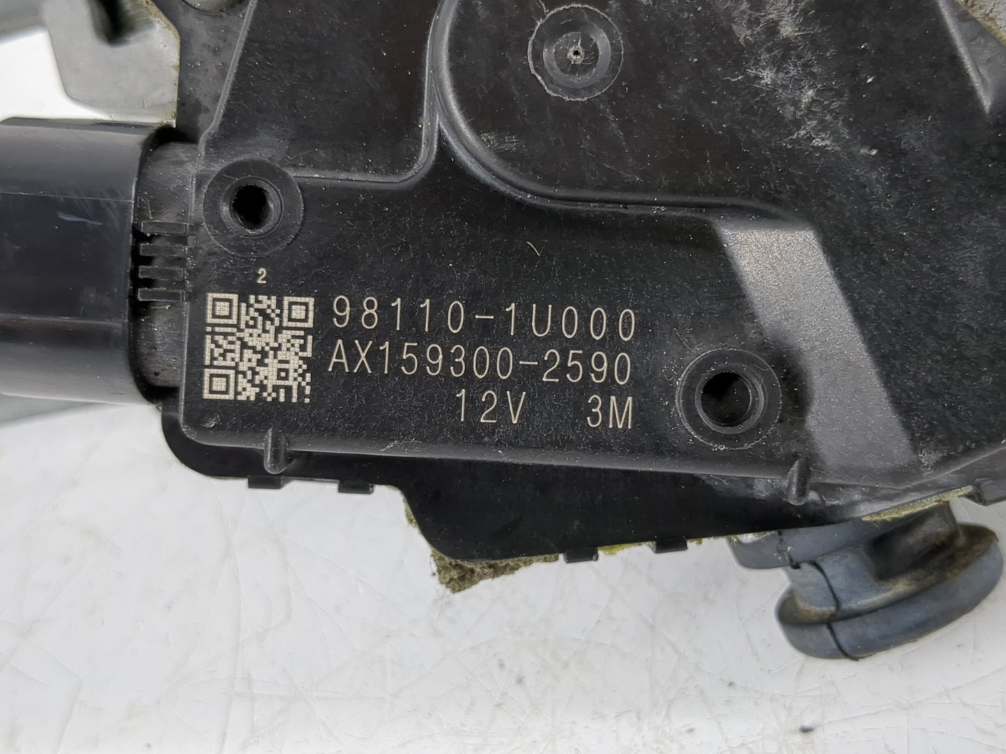 2011-2014 Hyundai Sonata Front Windshield Wiper Motor Fits Fits 2011 2012 2013 2014 2015 OEM Used Auto Parts - Oemusedautoparts1.com