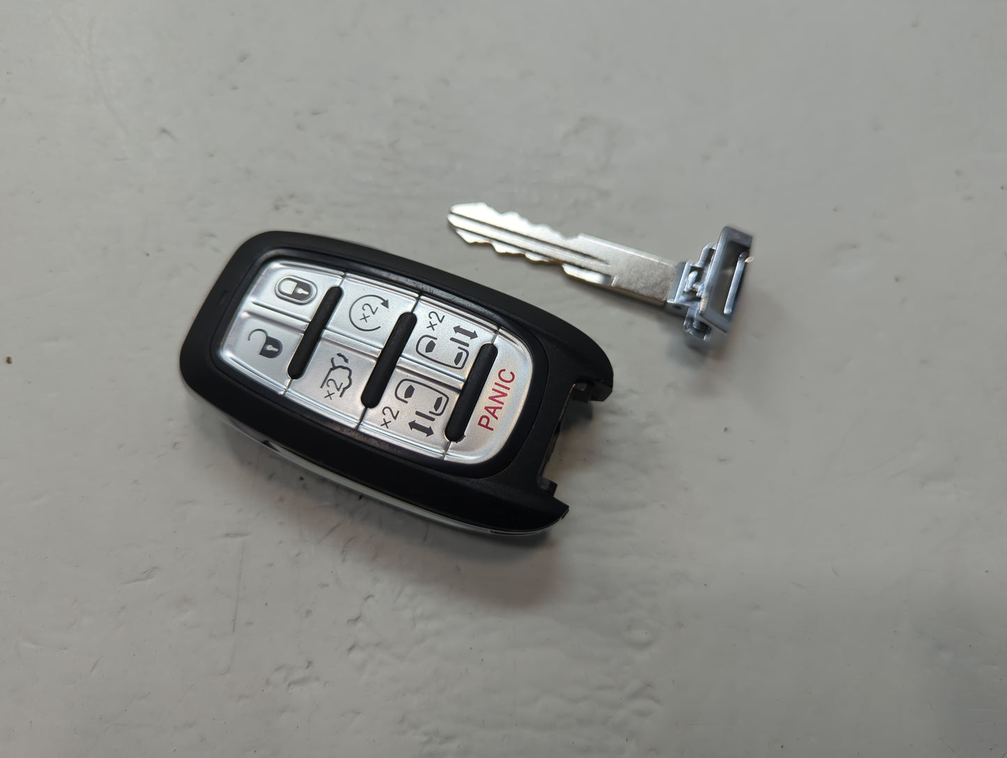 Chrysler/dodge/jeep Keyless Entry Remote Fob 2AOKM-CYV12 RT-CY832 7 buttons - Oemusedautoparts1.com