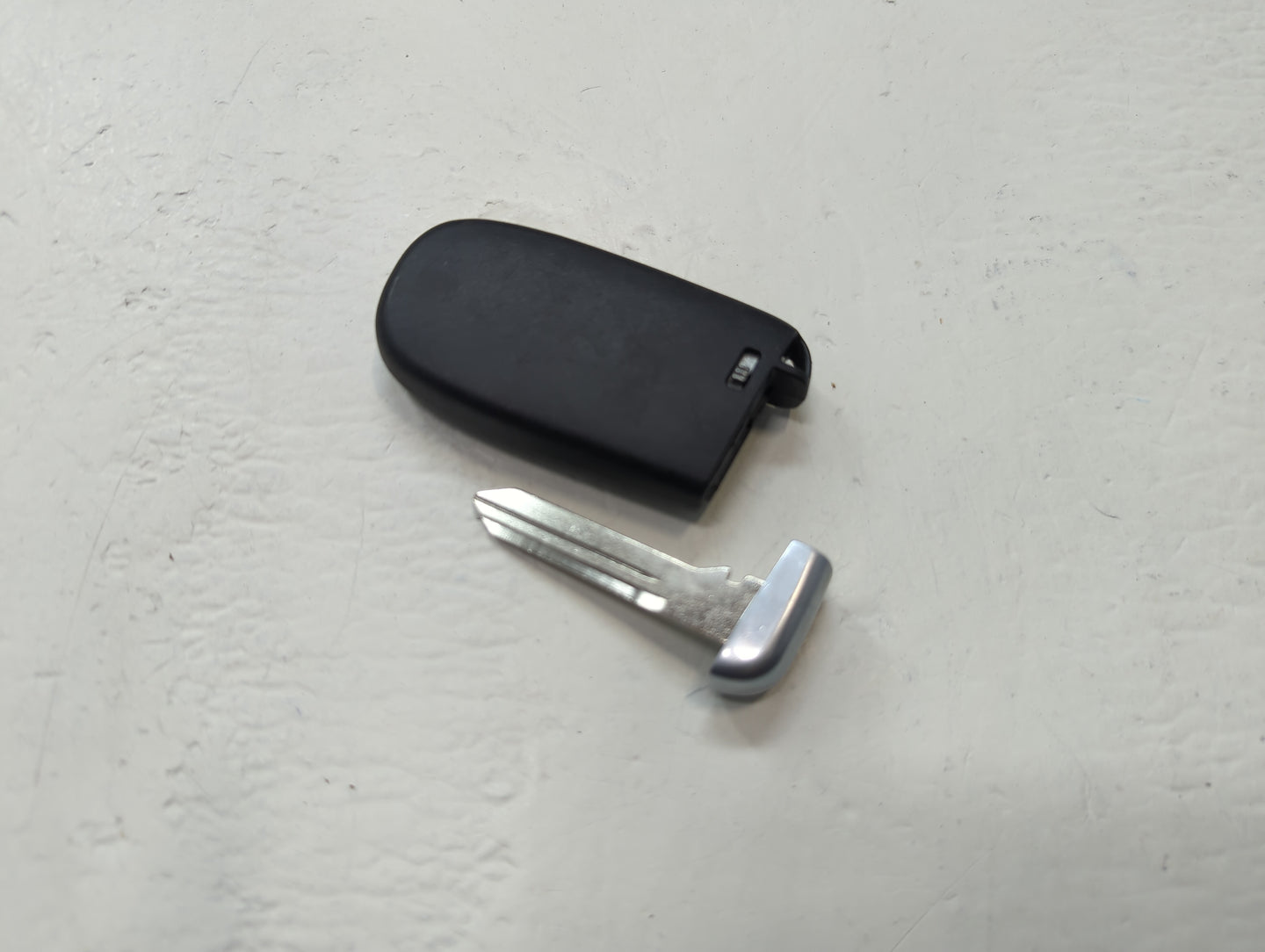 Chrysler/dodge/jeep Keyless Entry Remote Fob 2AOKM-CYV14 RT-M3M4 4 buttons - Oemusedautoparts1.com