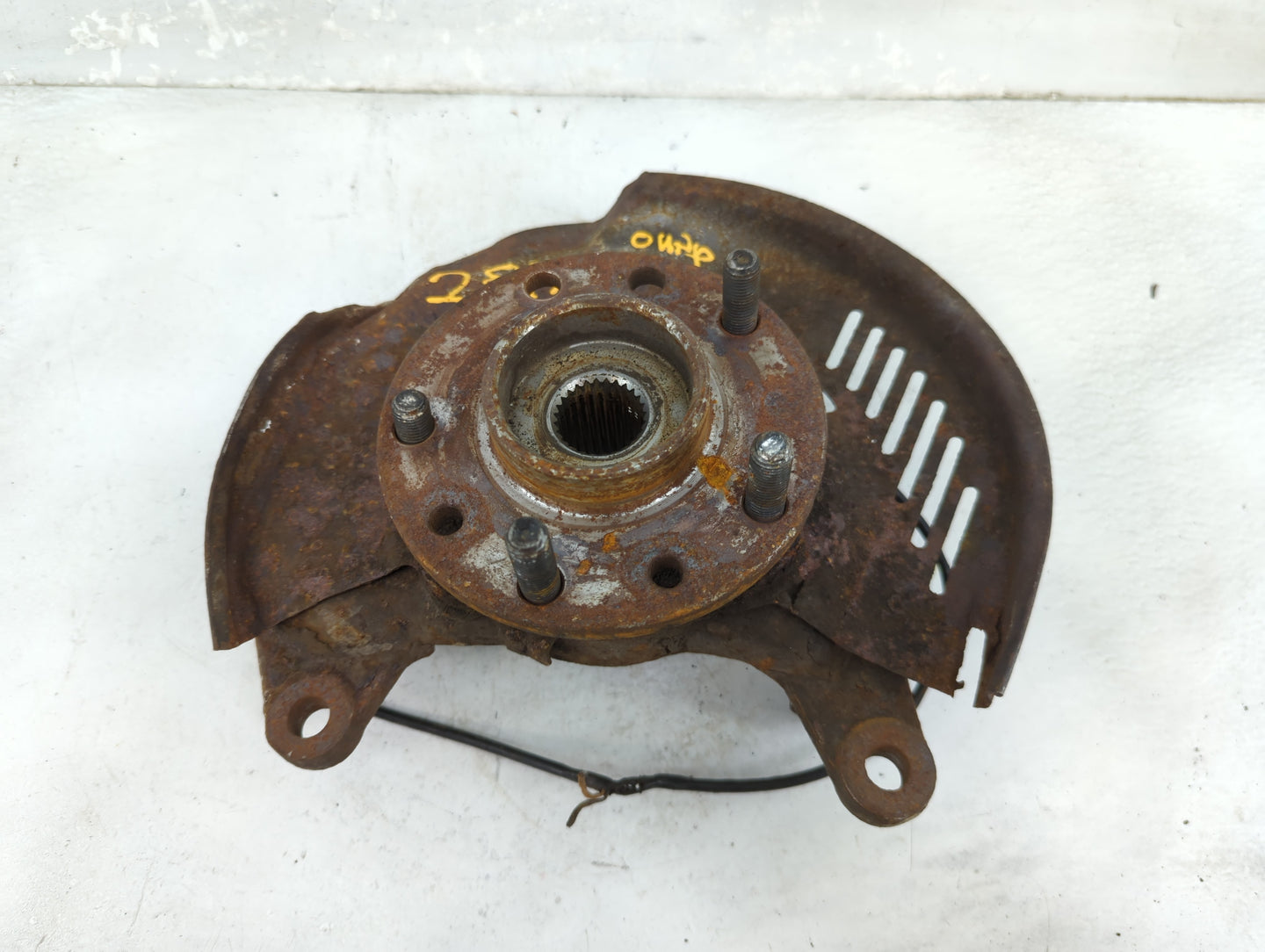 Chevrolet Blazer S10/jimmy S15 Drivers Front Spindle Knuckle Oem - Oemusedautoparts1.com
