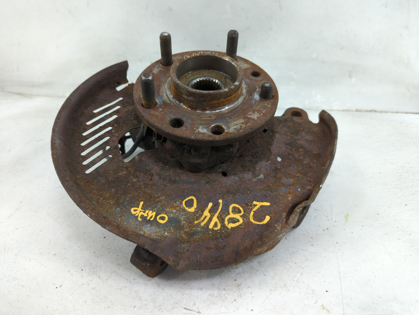 Chevrolet Blazer S10/jimmy S15 Drivers Front Spindle Knuckle Oem - Oemusedautoparts1.com