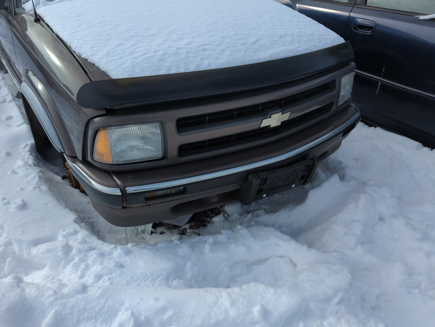Chevrolet Blazer S10/jimmy S15 Front Bumper - Oem 1359008 - Oemusedautoparts1.com
