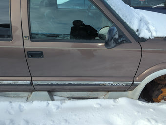 compare product Chevrolet Blazer S10/jimmy S15 Passenger Front Door Oem