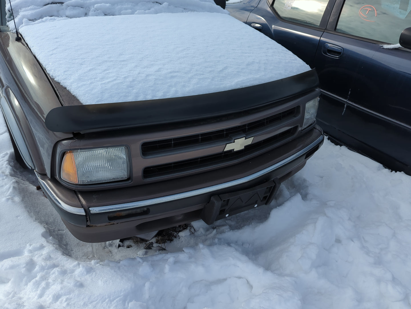 Chevrolet Blazer S10/jimmy S15 Front Grille Bumper Not Included - Oemusedautoparts1.com