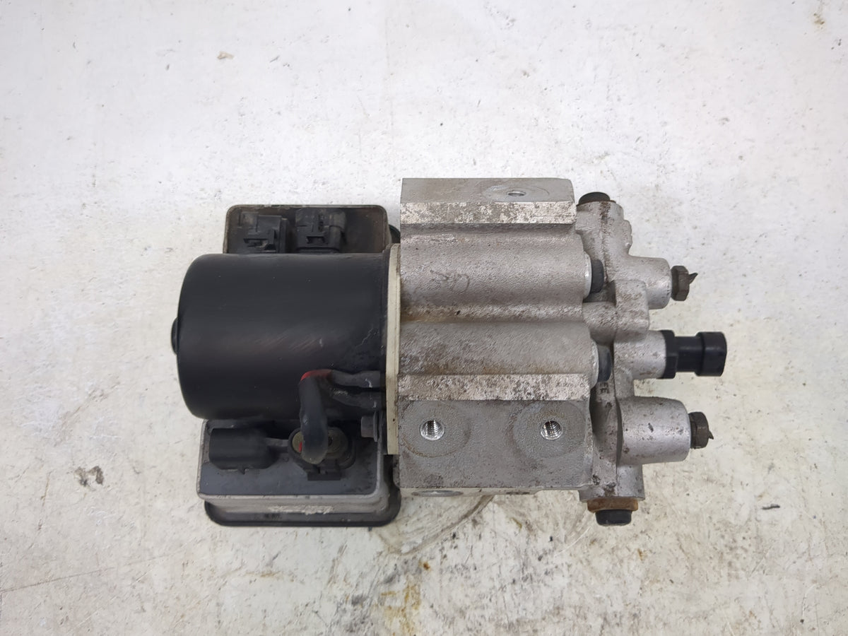 0 Chevrolet Blazer S10/jimmy S15 Anti-Lock Brake ABS Pump Module Actuator OEM Fits Fits 1997 OEM Used Auto Parts - Oemusedau