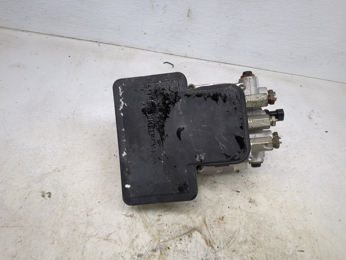 0 Chevrolet Blazer S10/jimmy S15 Anti-Lock Brake ABS Pump Module Actuator OEM Fits Fits 1997 OEM Used Auto Parts - Oemusedau