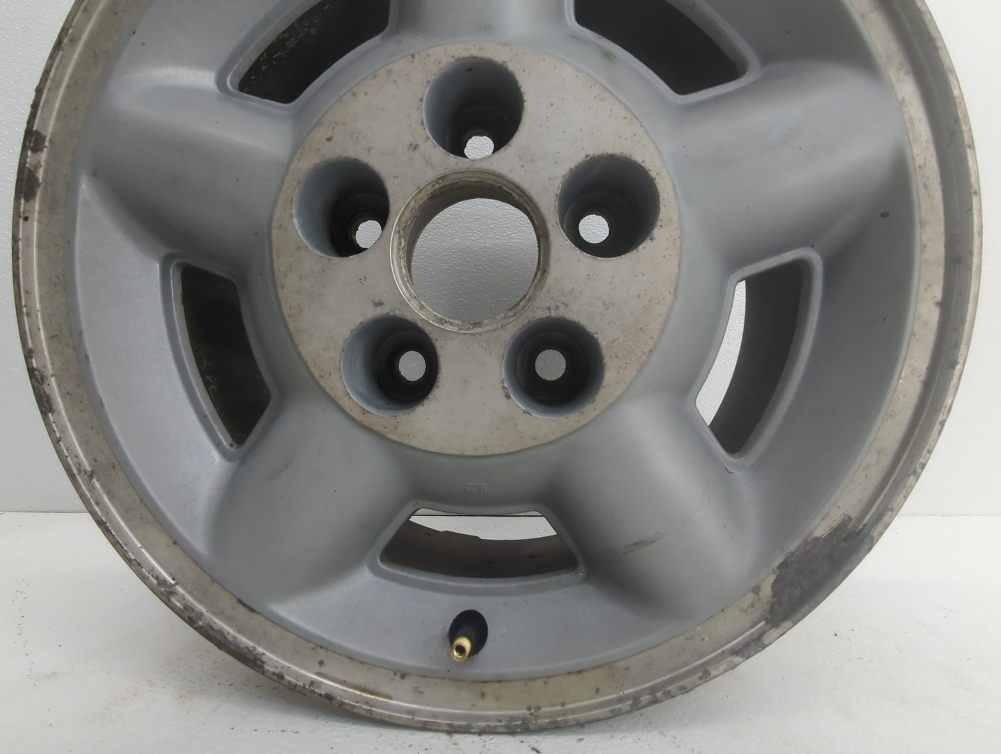 Chevrolet Blazer S10/jimmy S15 Oem Wheel Rim 851633 - Oemusedautoparts1.com