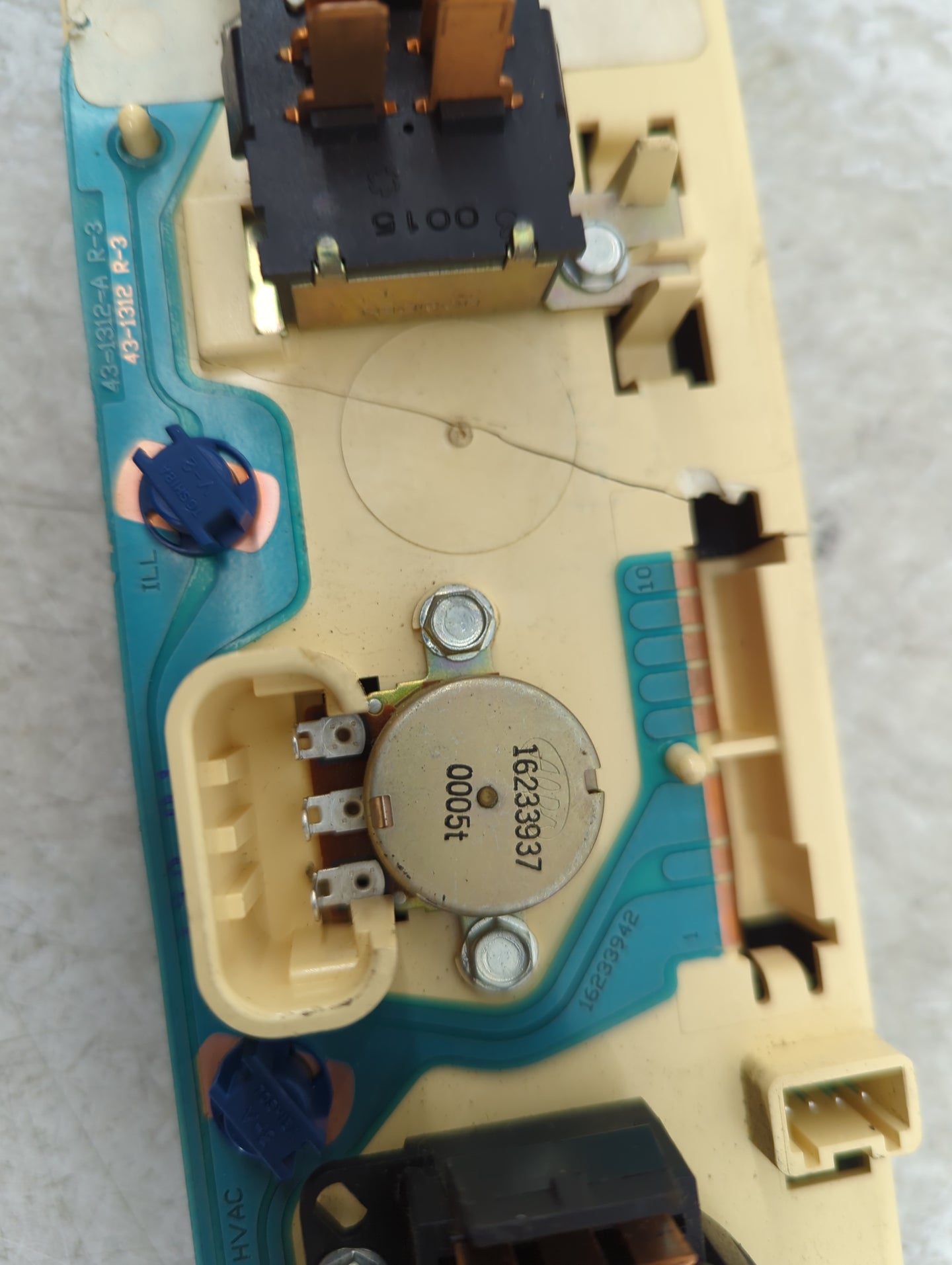 0 Chevrolet Blazer S10/jimmy S15 Climate Control Module Temperature AC/Heater Replacement Fits OEM Used Auto Parts - Oemused