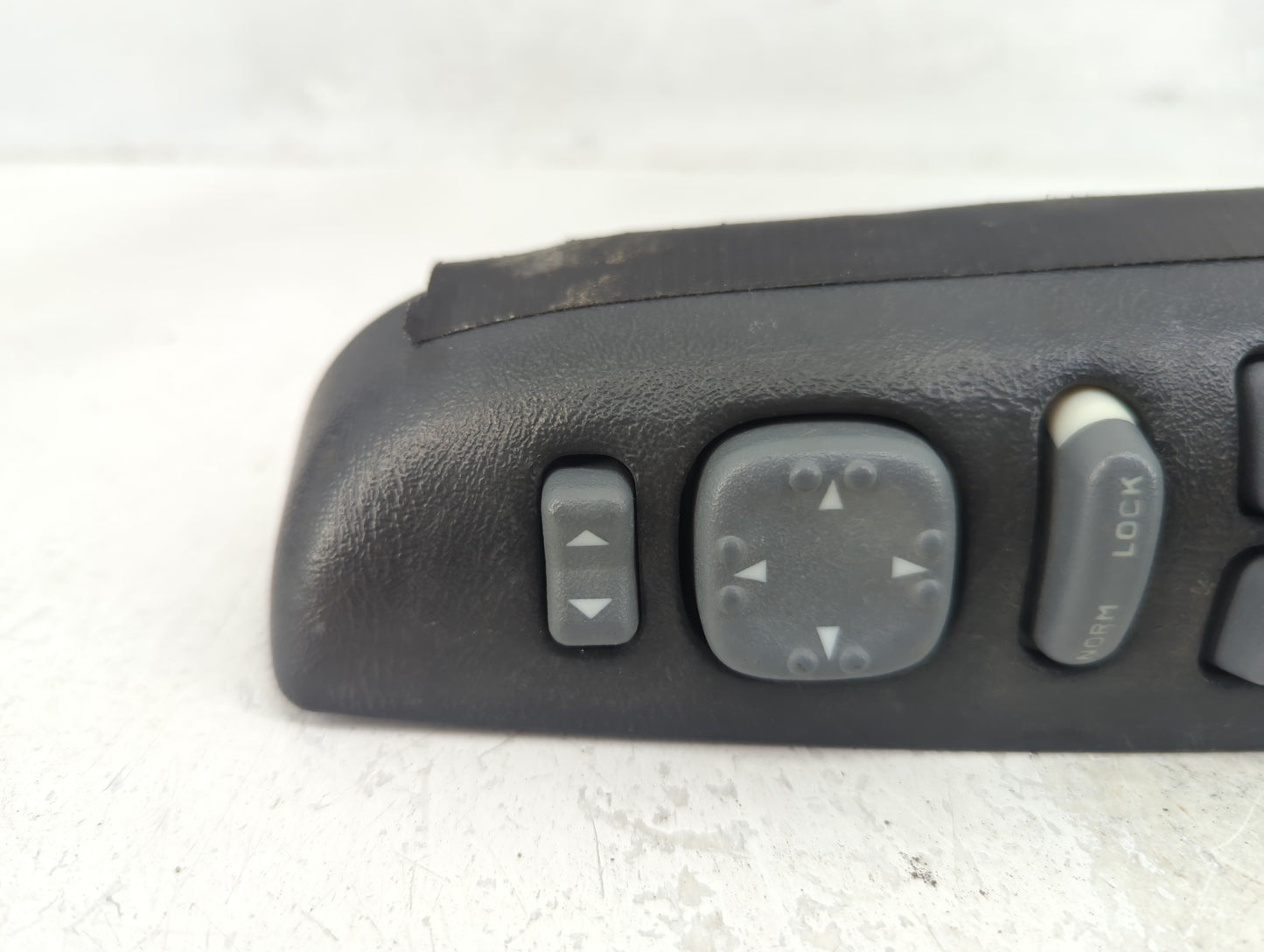 0 Chevrolet Blazer S10/jimmy S15 Master Power Window Switch Replacement Driver Side Left Fits OEM Used Auto Parts - Oemuseda