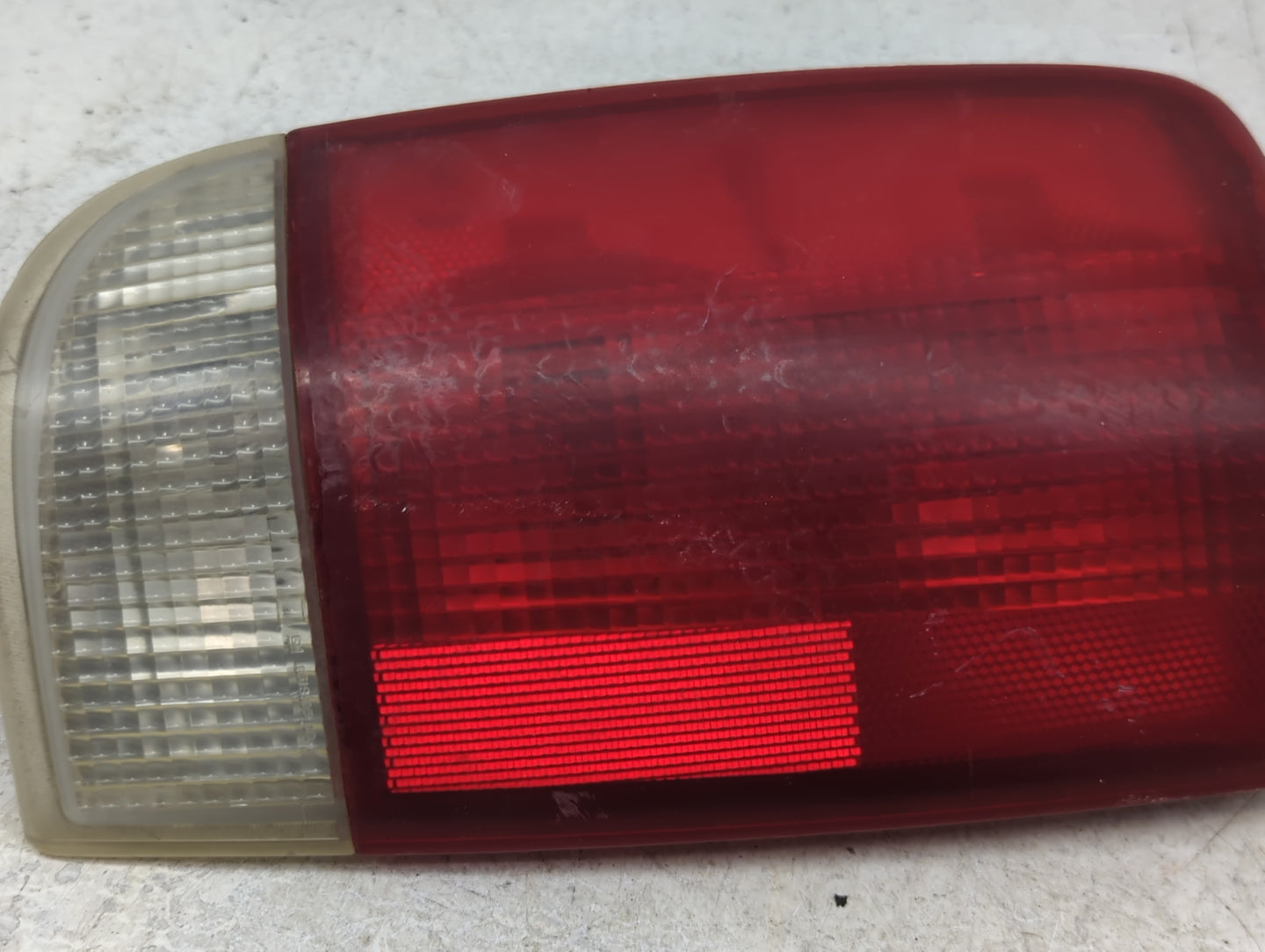 2000 Chevrolet Blazer S10/jimmy S15 Tail Light Assembly Driver Left OEM Fits OEM Used Auto Parts - Oemusedautoparts1.com