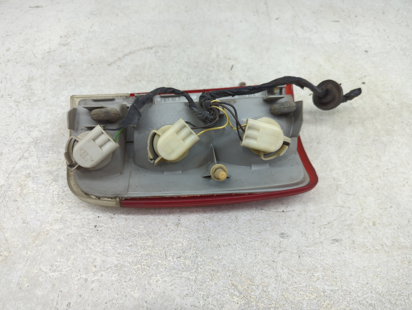 2000 Chevrolet Blazer S10/jimmy S15 Tail Light Assembly Driver Left OEM Fits OEM Used Auto Parts - Oemusedautoparts1.com