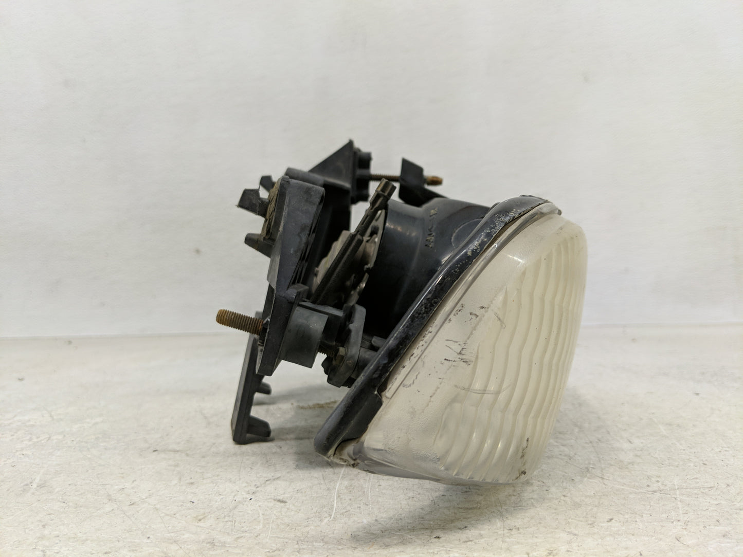 Chevrolet Blazer S10/jimmy S15 Driver Left Oem Head Light Headlight Lamp - Oemusedautoparts1.com
