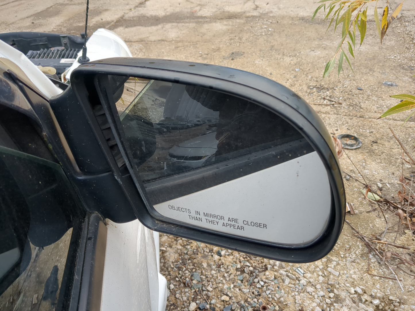 2000 Chevrolet Blazer S10/jimmy S15 Side Mirror Replacement Passenger Right View Door Mirror Fits OEM Used Auto Parts - Oemu