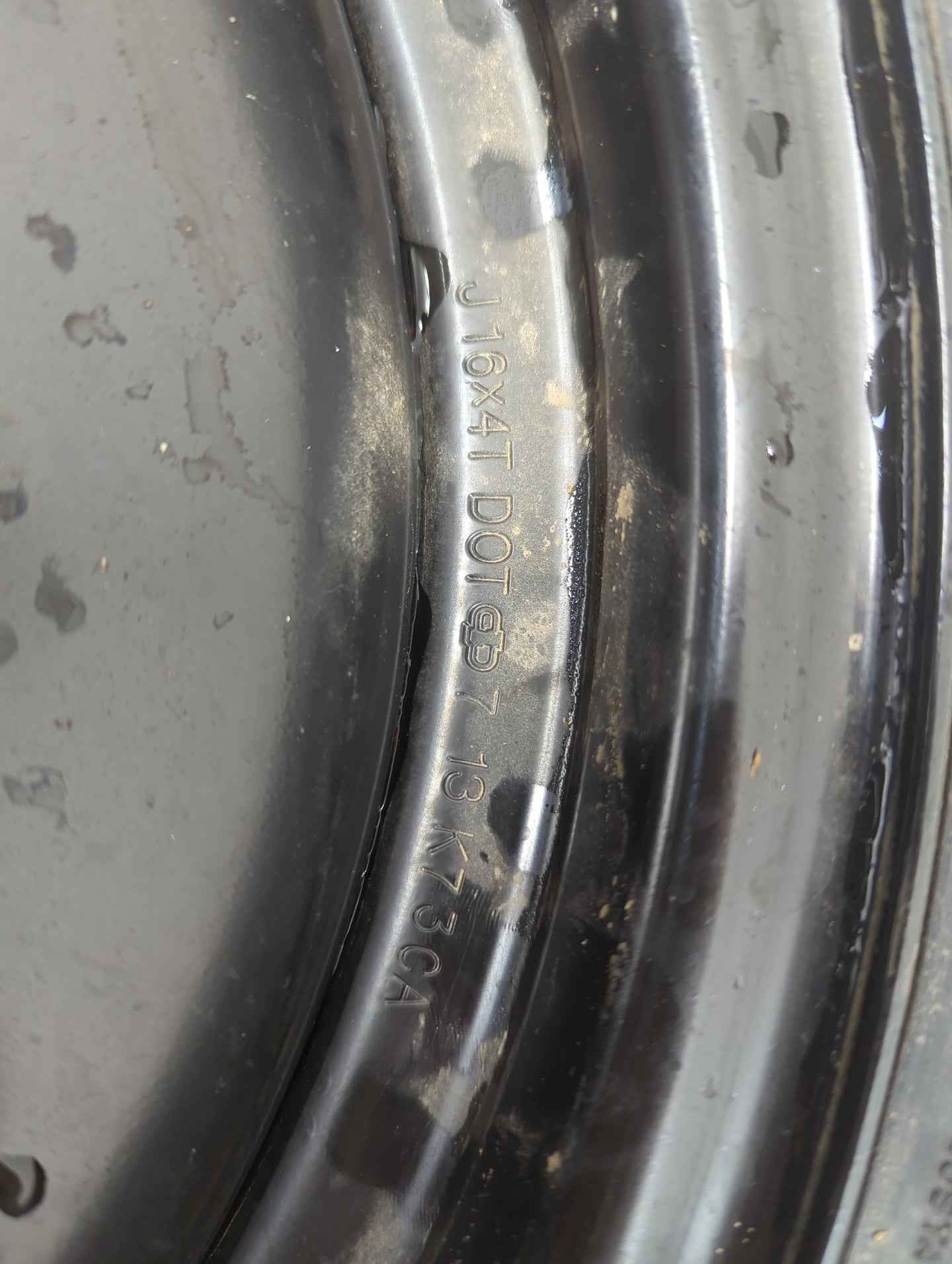 2014 Subaru Legacy/ Outback Legacy Spare Donut Tire Wheel Rim Oem - Oemusedautoparts1.com
