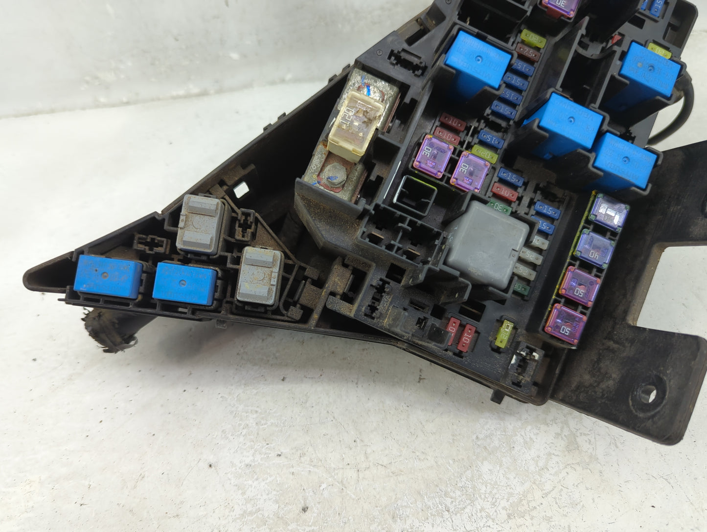 2014 Subaru Legacy/ Outback Legacy Fusebox Fuse Box Panel Relay Module Fits Fits 2010 2011 2012 2013 OEM Used Auto Parts - O